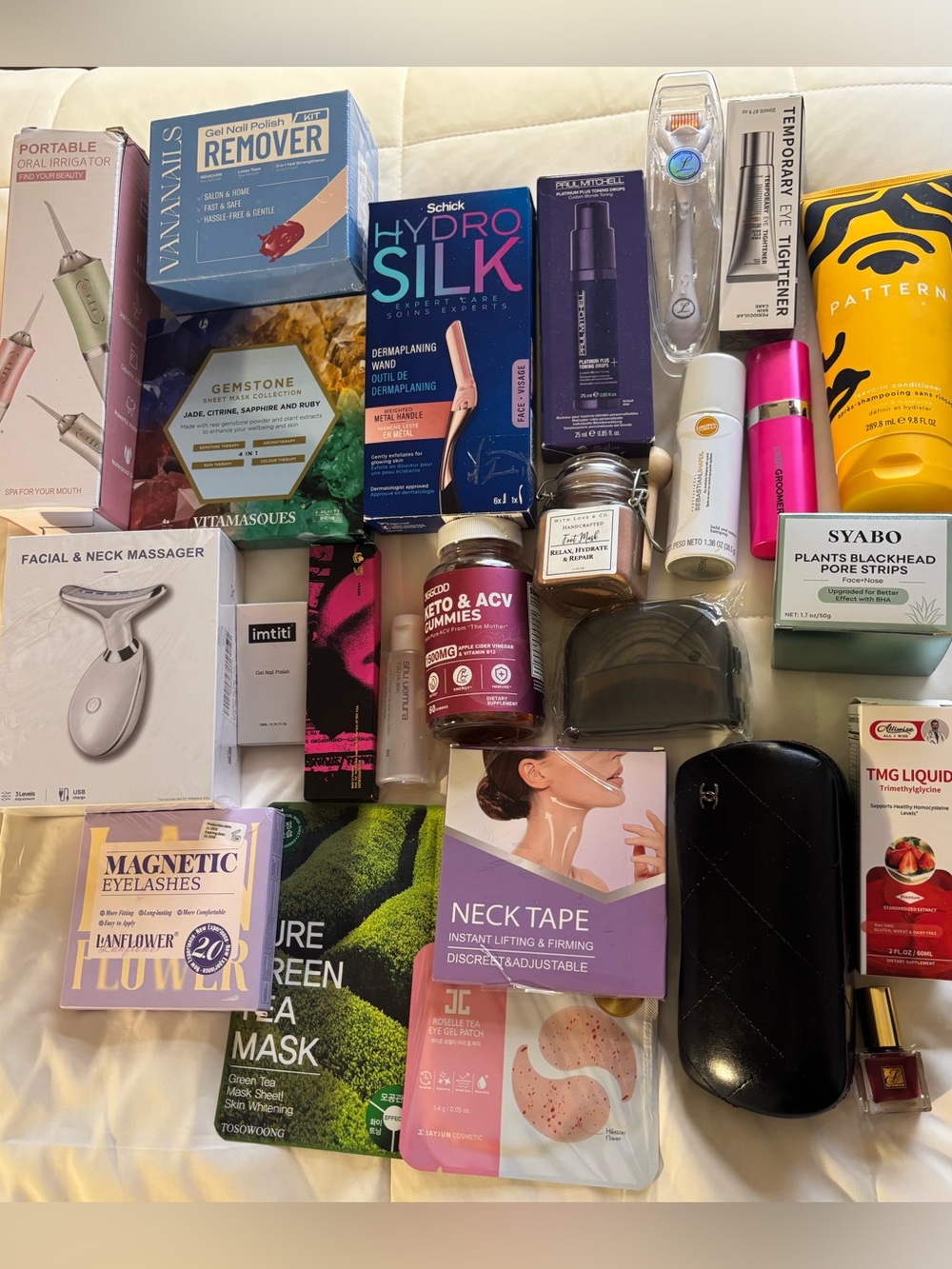$300. Top Quality beauty bundle. 25 pieces. Please see all piks. All Brand new!